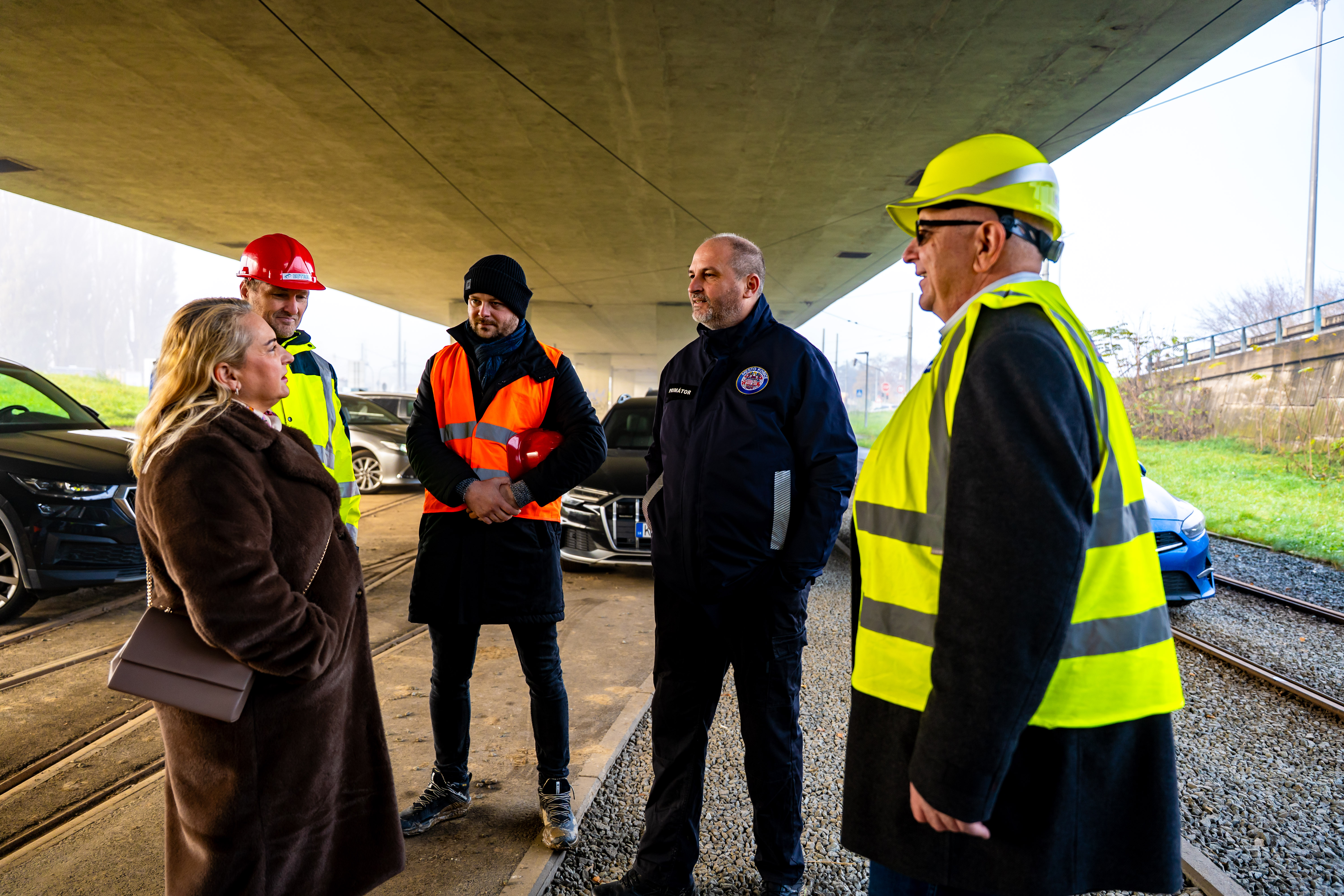 Kontrolná činnosť - rekonštrukcia električkovej trate-28